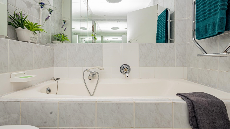 2 Bedroom Property for Sale in Strand Central Western Cape